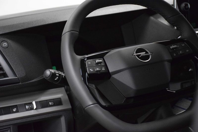 Opel Vivaro bild 7