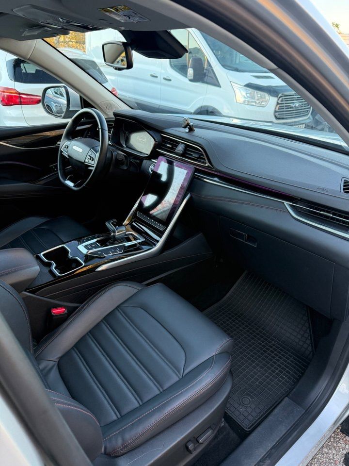 Maxus Euniq 6 bild 5