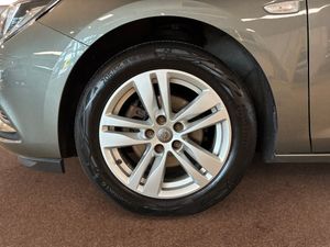 Opel Astra bild 8