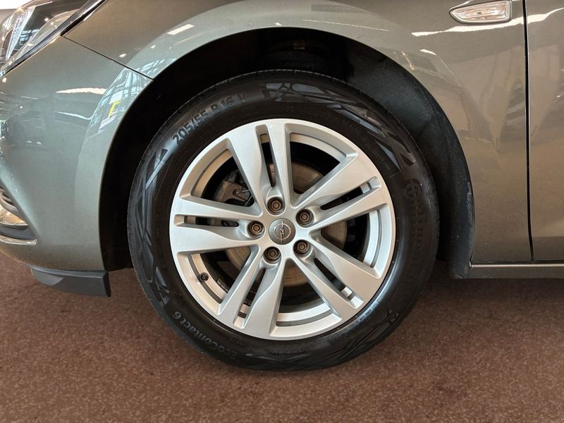 Opel Astra bild 8