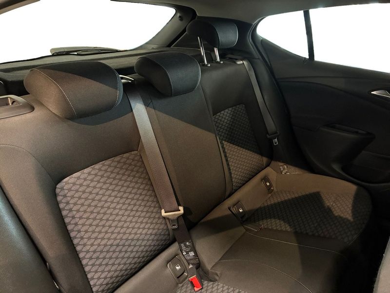 Opel Astra bild 16