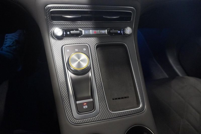 MG S6 EV bild 15
