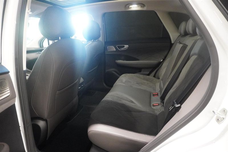 MG S6 EV bild 7