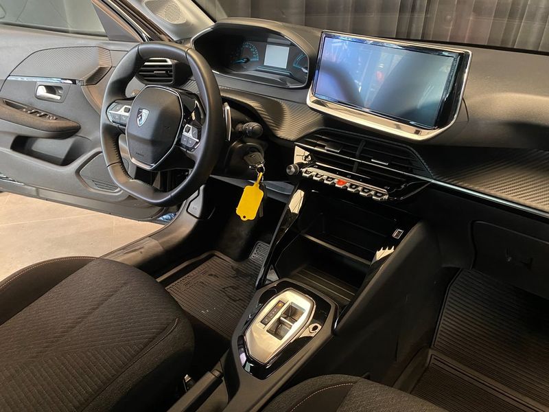 Peugeot 208 bild 27