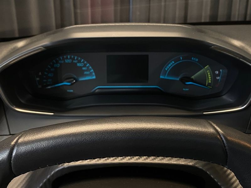 Peugeot 208 bild 36