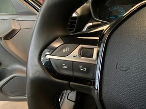 Peugeot 208 bild 38