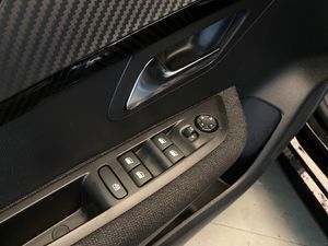 Peugeot 208 bild 22