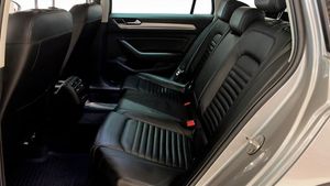 Volkswagen Passat bild 11