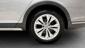 Volkswagen Passat bild 6