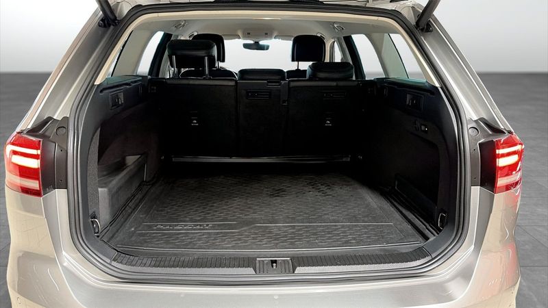 Volkswagen Passat bild 12