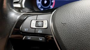 Volkswagen Passat bild 16