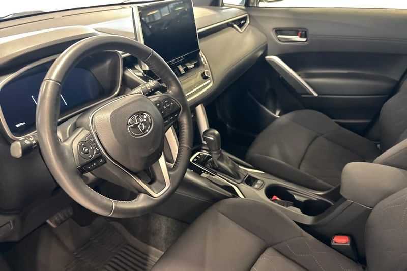 Toyota Corolla Cross bild 7