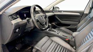 Volkswagen Passat bild 14