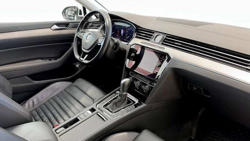 Volkswagen Passat bild 16