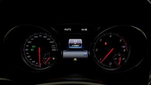 Mercedes A180 bild 16