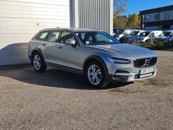 Volvo V90 Cross Country D4 AWD Geartronic Pro VOC - 2019