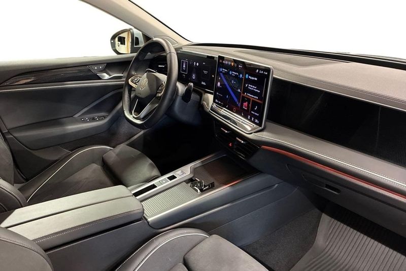 Volkswagen Passat bild 6