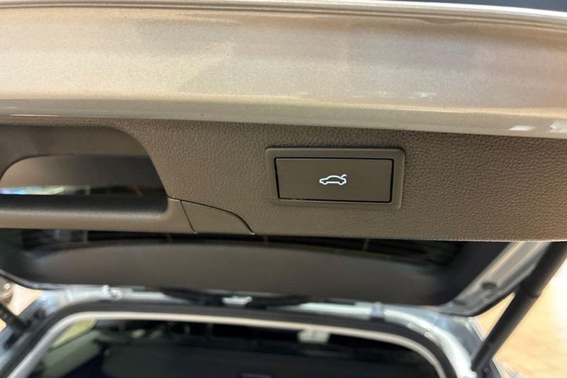 Volkswagen Passat bild 18