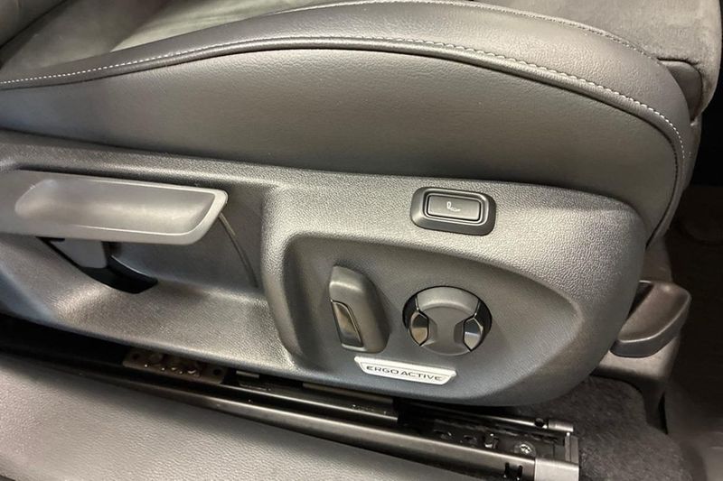 Volkswagen Passat bild 21