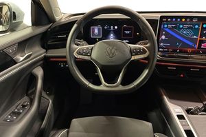 Volkswagen Passat bild 9
