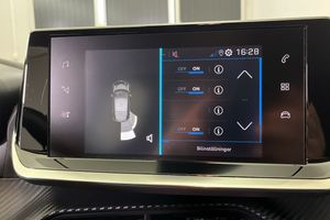 Peugeot 208 bild 13