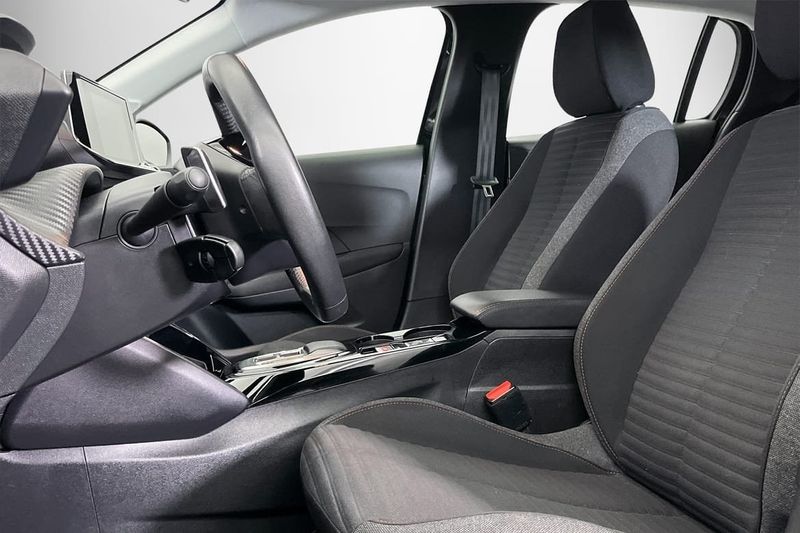 Peugeot 208 bild 7