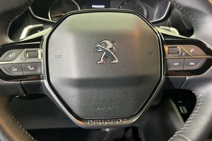 Peugeot 208 bild 10