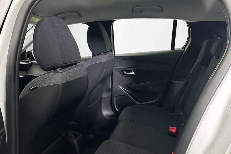 Peugeot 208 bild 7