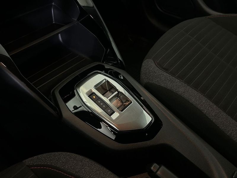 Peugeot 208 bild 14