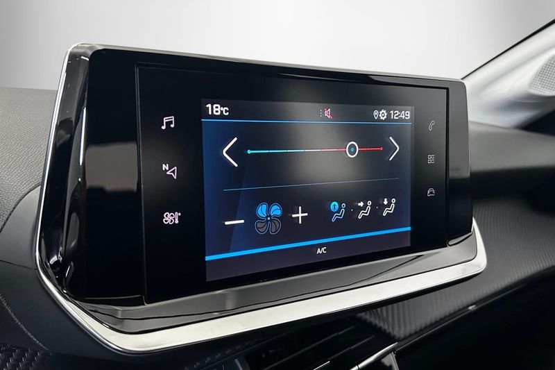 Peugeot 208 bild 9