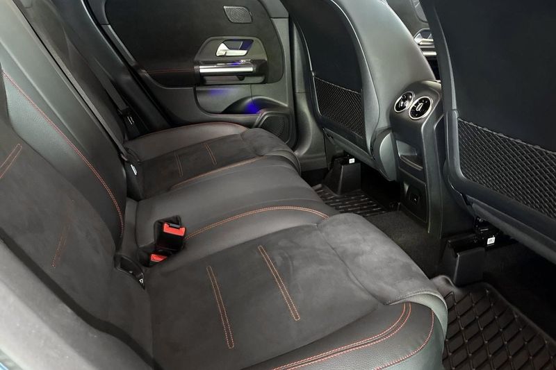 Mercedes GLA200 bild 17