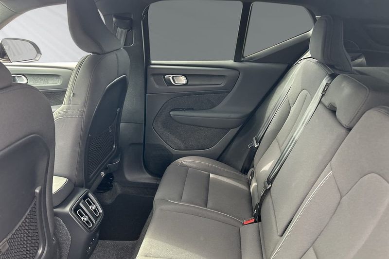 Volvo EX40 bild 9