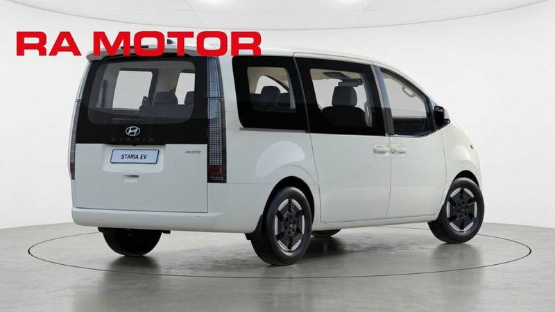 Hyundai Staria bild 3