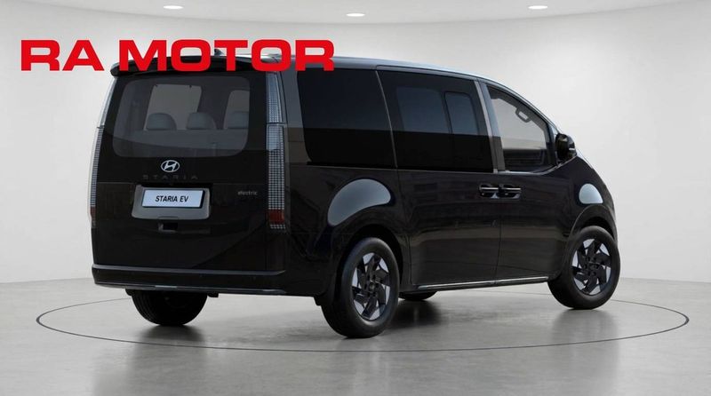 Hyundai Staria bild 3
