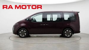 Hyundai Staria bild 2