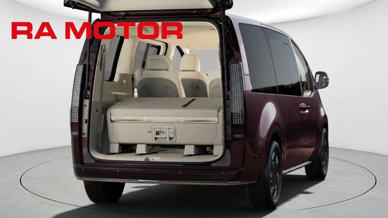 Hyundai Staria bild 4