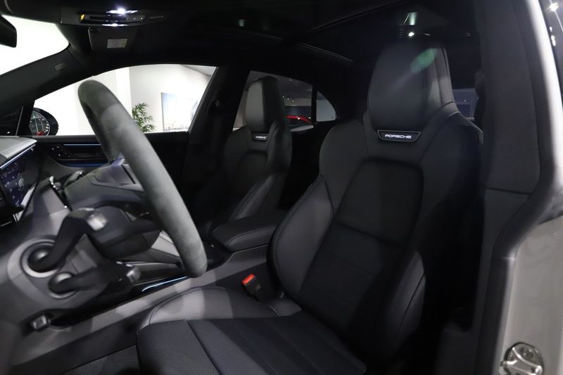Porsche Macan bild 12