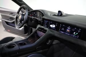Porsche Taycan bild 12