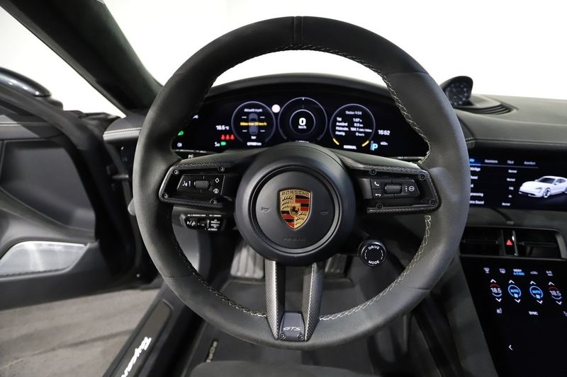 Porsche Taycan bild 16