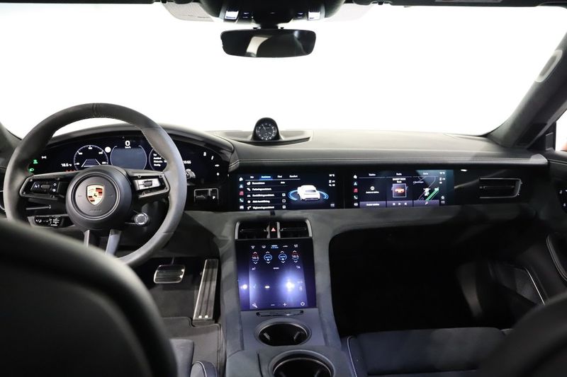 Porsche Taycan bild 25