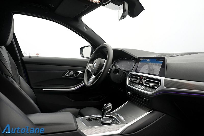 BMW 330 bild 16