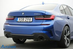 BMW 330 bild 12