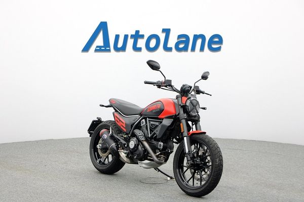 Ducati Scrambler 800 *Endast 1-Ägare & Endast 296Mil! - 2023
