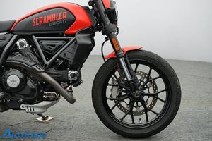 Ducati Scrambler bild 12