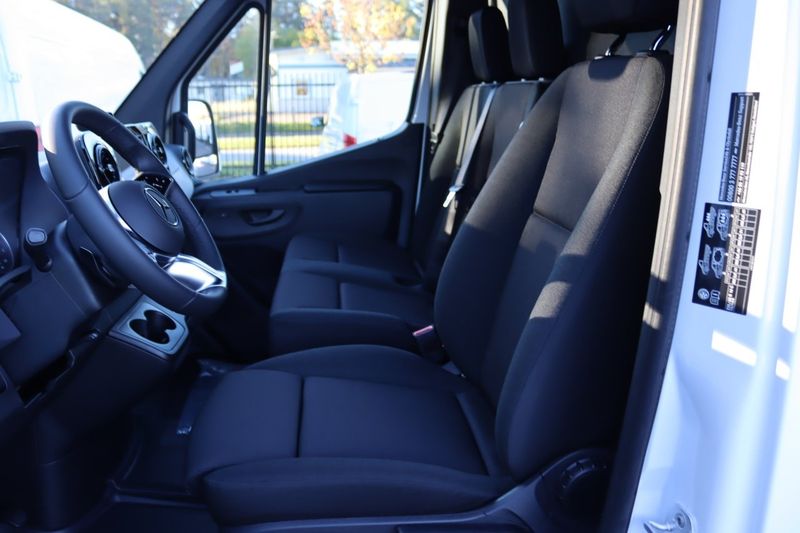 Mercedes Sprinter bild 7