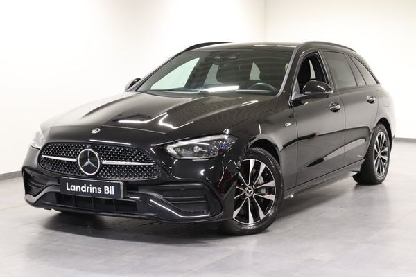 Mercedes C300 de 4MATIC AMG Dragkrok Panorama - 2025