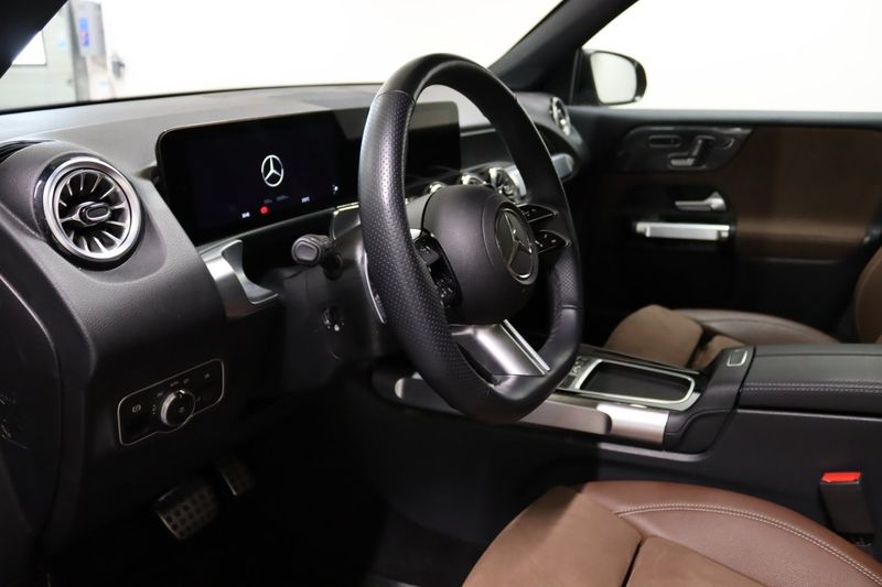 Mercedes GLB220 bild 22