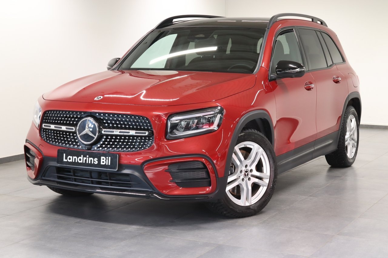 Mercedes GLB220