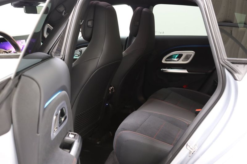 Mercedes CLA350 bild 10