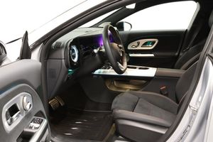 Mercedes CLA350 bild 9